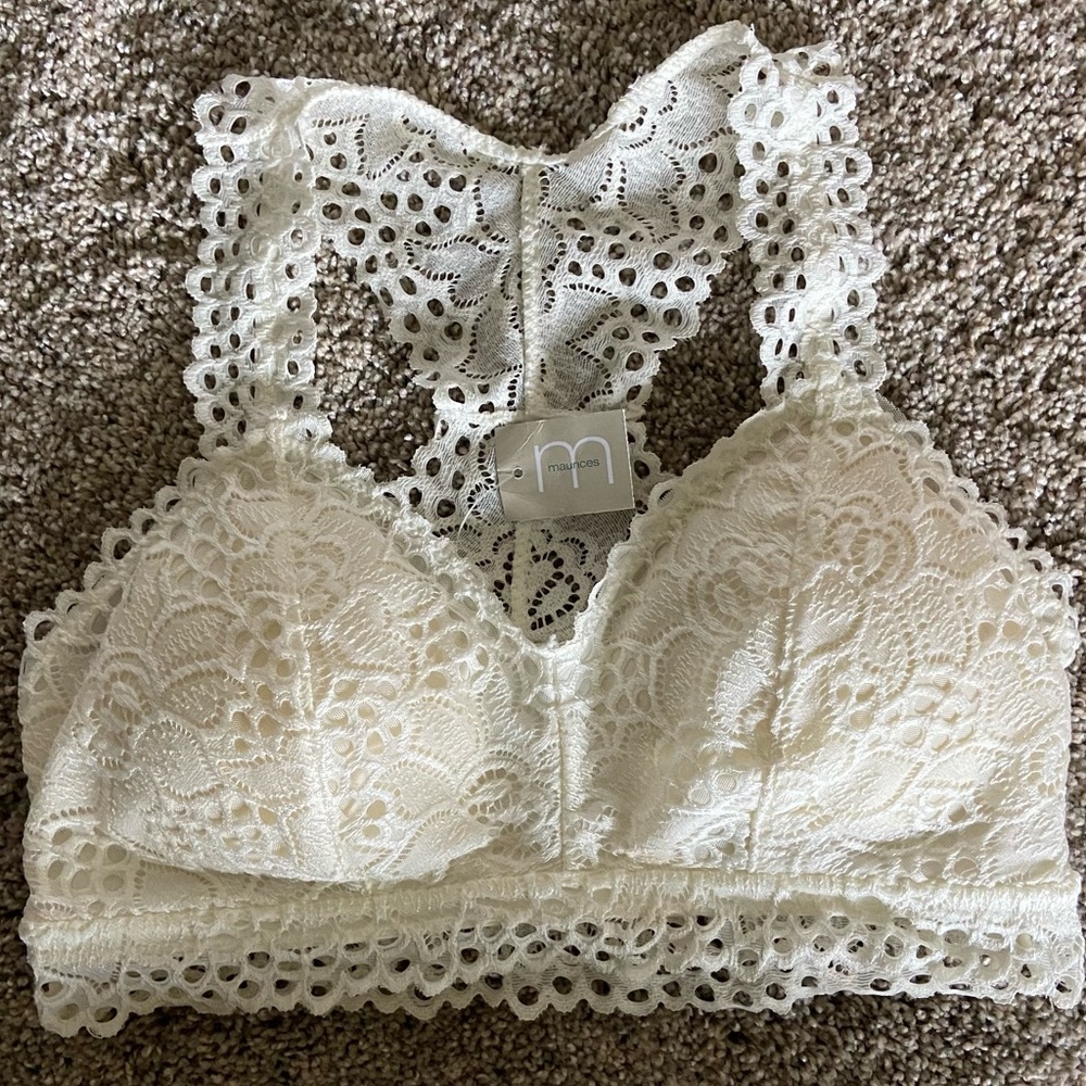 NWT Women’s Maurice’s White Bralette